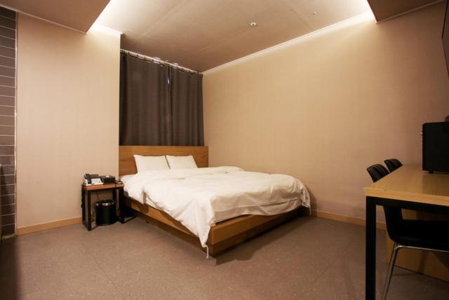 A7 Hotel Szuvon Kültér fotó